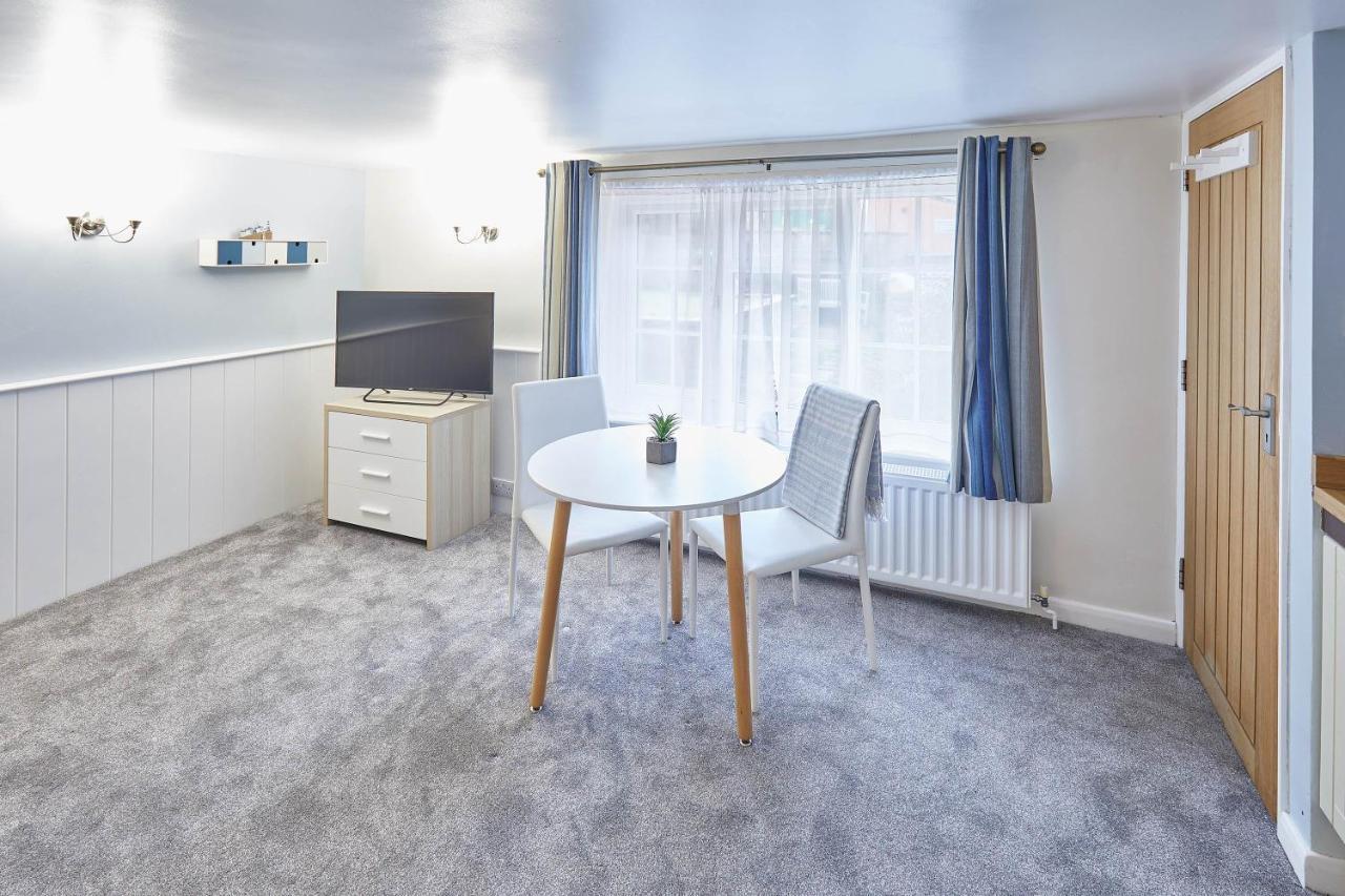 Host & Stay - Princess Place Studio Whitby Exteriér fotografie