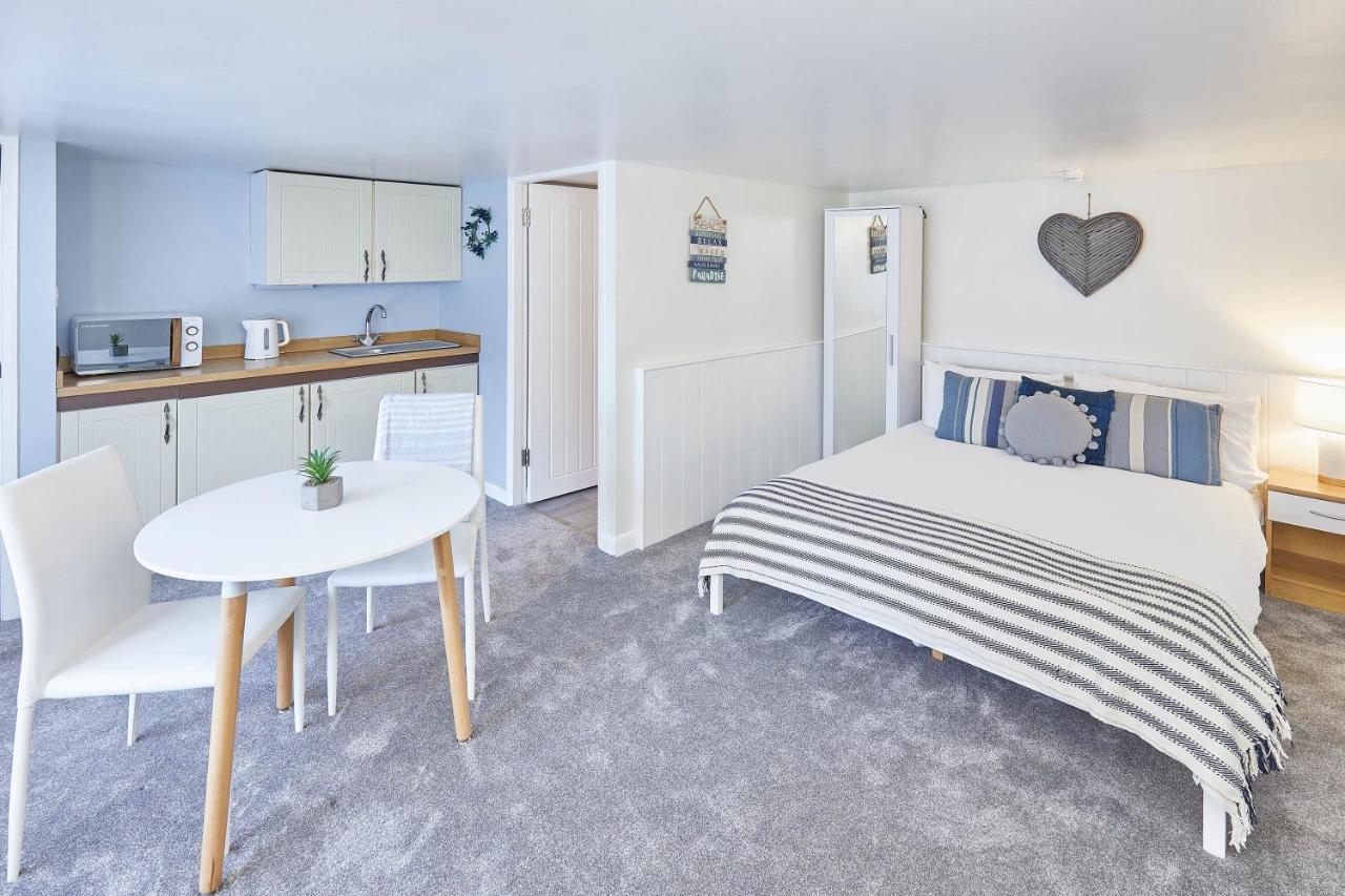 Host & Stay - Princess Place Studio Whitby Exteriér fotografie